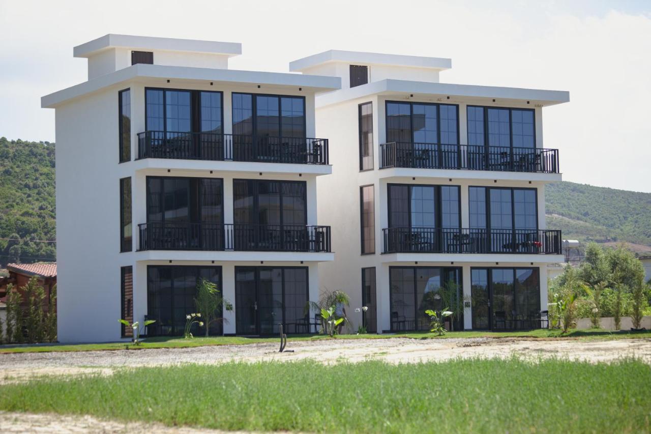 Posh Villas Rrogozhine Экстерьер фото