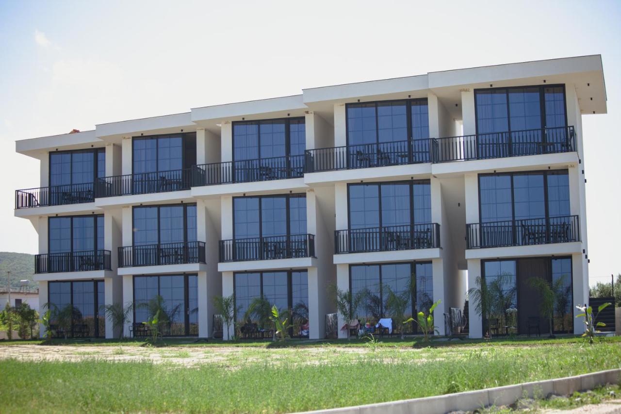 Posh Villas Rrogozhine Экстерьер фото