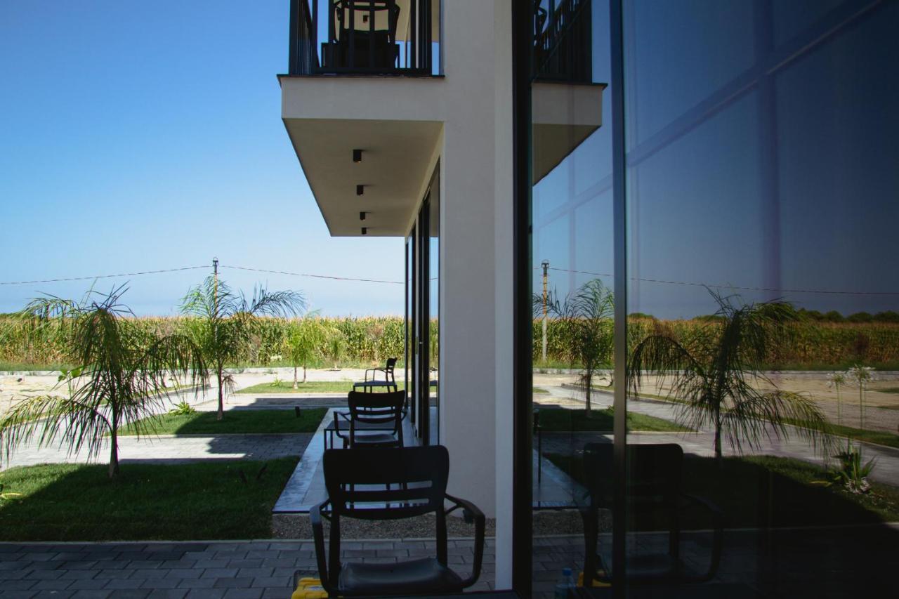 Posh Villas Rrogozhine Экстерьер фото