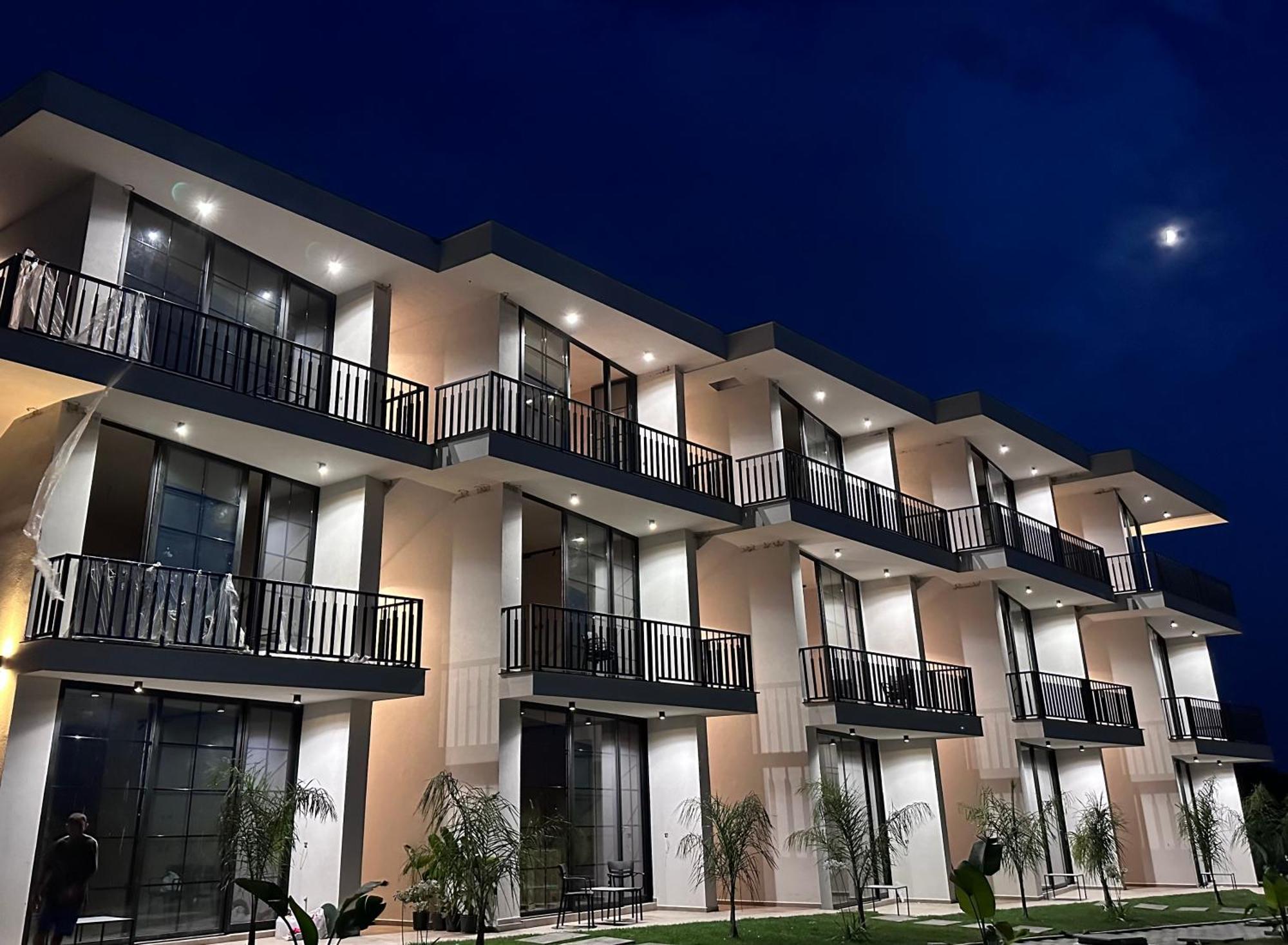 Posh Villas Rrogozhine Экстерьер фото