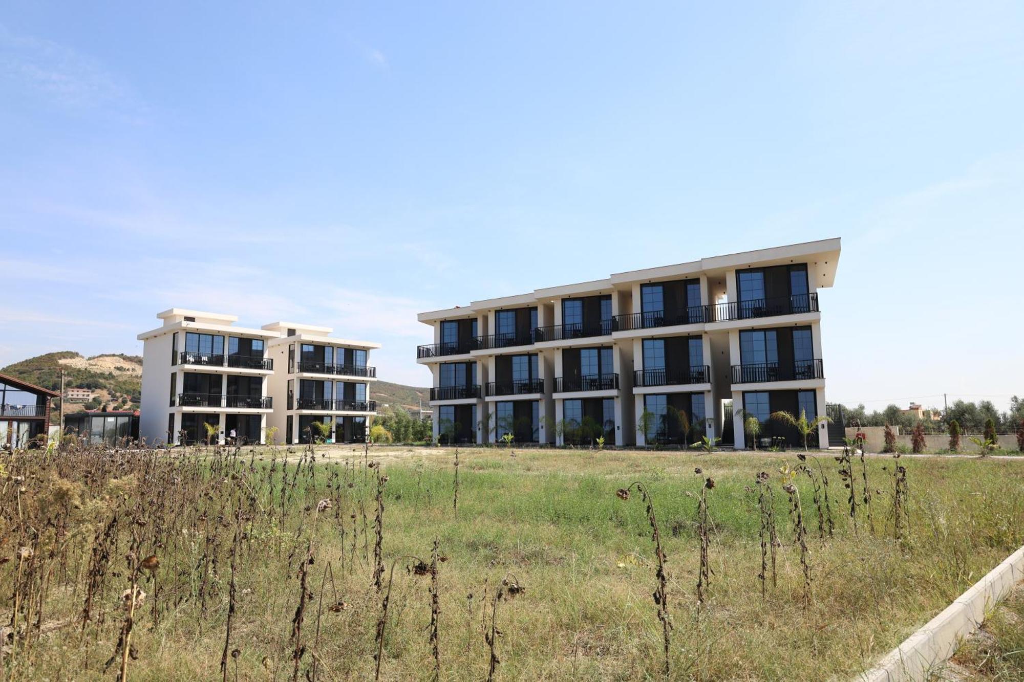 Posh Villas Rrogozhine Экстерьер фото