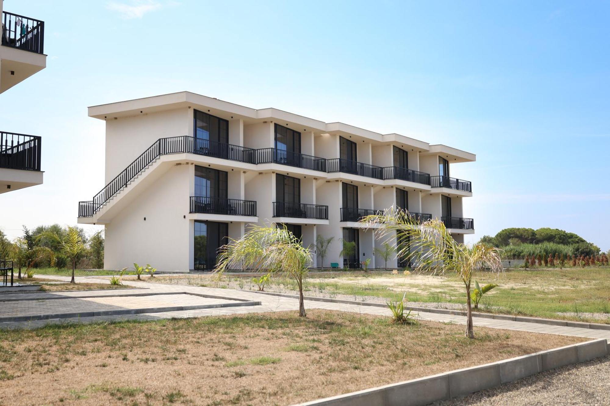 Posh Villas Rrogozhine Экстерьер фото